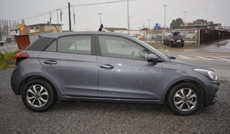 Hyundai i20 1.2i AirGPS CAMERA RECUL complet