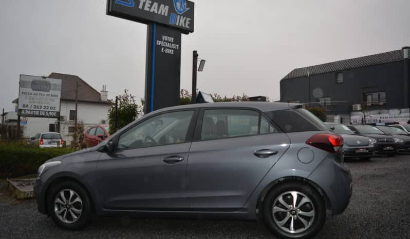 Hyundai i20 1.2i AirGPS CAMERA RECUL complet